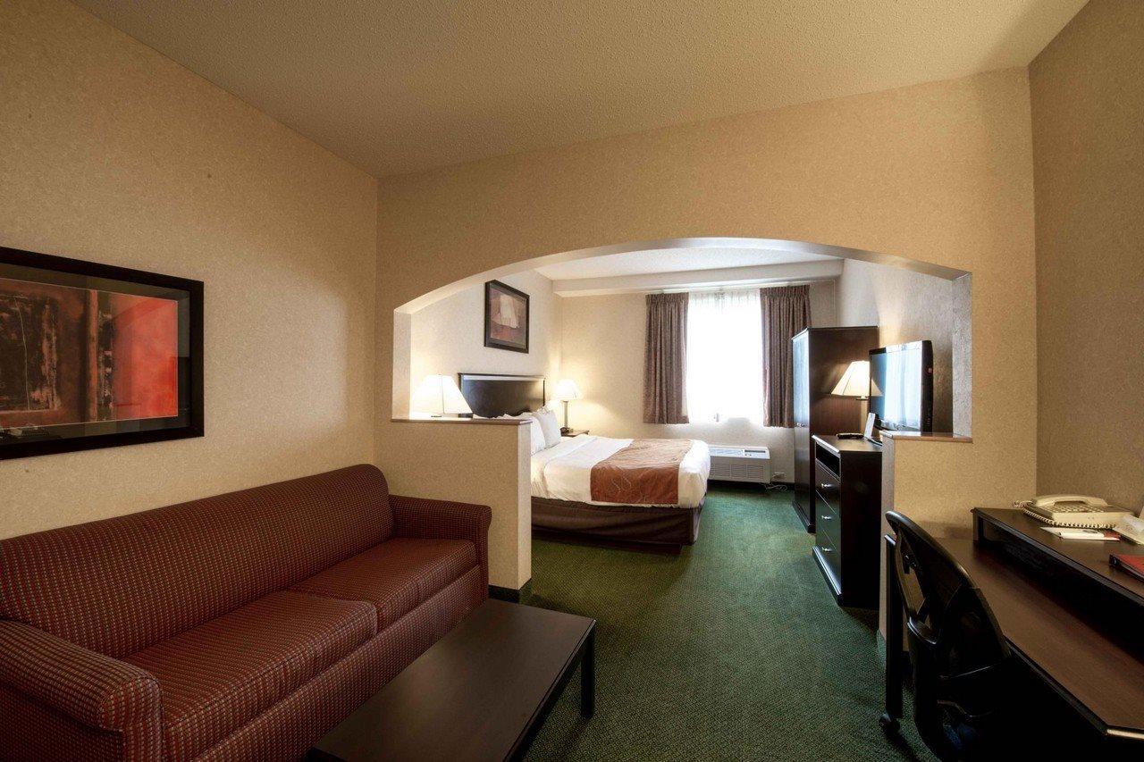 คอมฟอร์ต สวีท ซัมมิตต์ เคาน์ตี Hotel ดิลลอน ภายนอก รูปภาพ